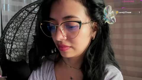 Stormi online show from May 4, 2026, 5:09 pm