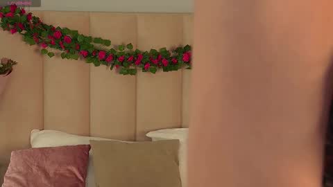 adoracortes online show from February 27, 2026, 5:07 am