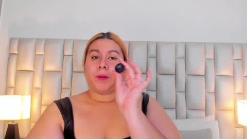 ANDREA PEREZ online show from January 24, 2025, 11:48 am