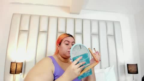 Snapshot of adreeaperez1 chatting on October 14, 2025, 2:18 pm ANDREA PEREZ online show from October 14, 2025, 2:18 pm