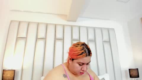 Snapshot of adreeaperez1 chatting on October 16, 2025, 11:44 am ANDREA PEREZ online show from October 16, 2025, 11:44 am