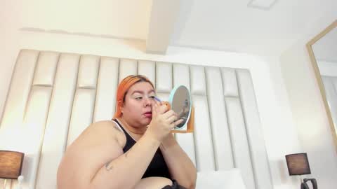 Snapshot of adreeaperez1 chatting on October 17, 2025, 11:35 am ANDREA PEREZ online show from October 17, 2025, 11:35 am