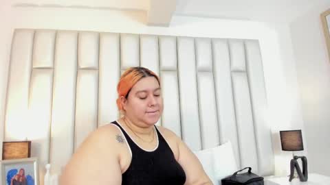 Snapshot of adreeaperez1 chatting on October 22, 2025, 11:43 am ANDREA PEREZ online show from October 22, 2025, 11:43 am