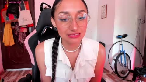 Adrena10 online show from May 4, 2026, 2:35 pm