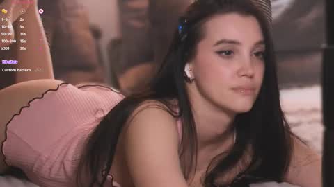 Victoria online show from March 3, 2026, 6:03 pm