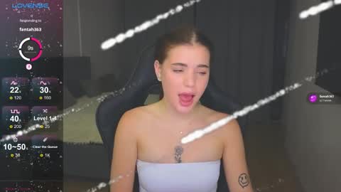 Adriana online show from November 2, 2025, 2:03 am