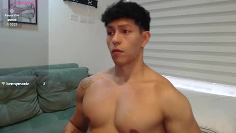 Snapshot of adrian_del_mar chatting on February 14, 2026, 6:26 pm Adrian del Mar online show from February 14, 2026, 6:26 pm