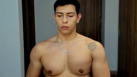 Snapshot of adrian_del_mar chatting on April 28, 2026, 6:13 pm Adrian del Mar online show from April 28, 2026, 6:13 pm