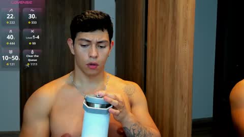 Snapshot of adrian_del_mar chatting on May 1, 2026, 3:11 am Adrian del Mar online show from May 1, 2026, 3:11 am