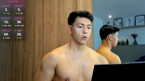 Snapshot of adrian_del_mar chatting on May 9, 2026, 4:45 pm Adrian del Mar online show from May 9, 2026, 4:45 pm