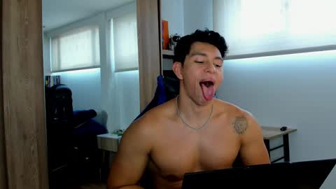 Snapshot of adrian_del_mar chatting on May 24, 2026, 9:31 pm Adrian del Mar online show from May 24, 2026, 9:31 pm