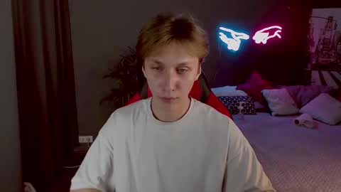 Adrian online show from December 7, 2024, 4:36 pm