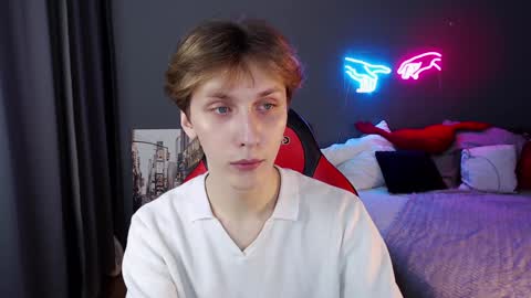 Adrian online show from December 20, 2024, 5:57 am