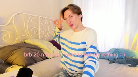 Adrian online show from January 5, 2025, 9:26 am