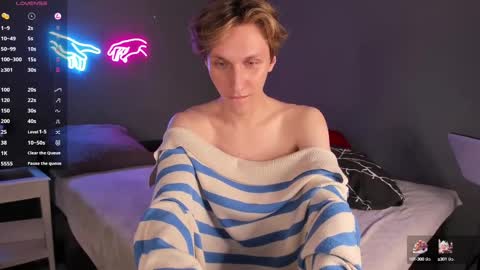 Adrian online show from March 1, 2025, 10:53 pm