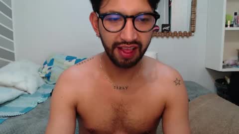 Snapshot of adrian_falcon chatting on May 2, 2026, 6:07 am Adrian Falcon online show from May 2, 2026, 6:07 am