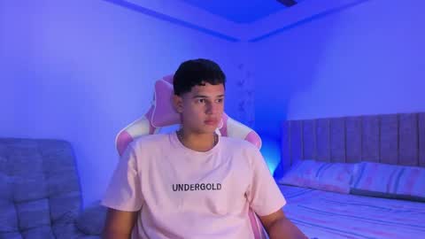 ADRIAN online show from April 25, 2026, 6:38 pm