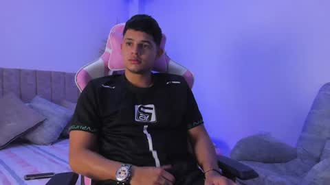 ADRIAN online show from June 12, 2026, 7:13 pm