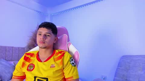 ADRIAN online show from June 17, 2026, 6:53 pm