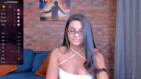 Snapshot of adriana1_ chatting on October 4, 2025, 6:17 pm Adriana online show from October 4, 2025, 6:17 pm