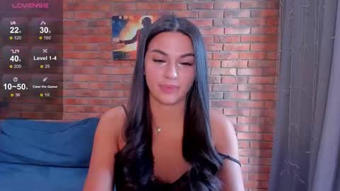 Snapshot of adriana1_ chatting on October 27, 2025, 3:43 am Adriana online show from October 27, 2025, 3:43 am