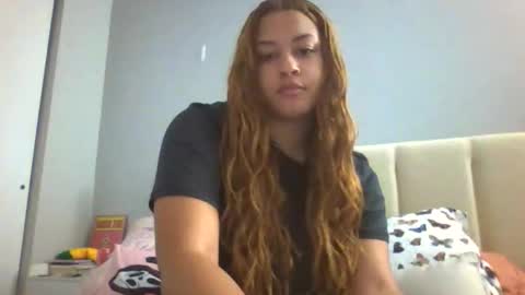 Snapshot of adriana318798 chatting on April 21, 2026, 3:17 pm Princess Adri online show from April 21, 2026, 3:17 pm
