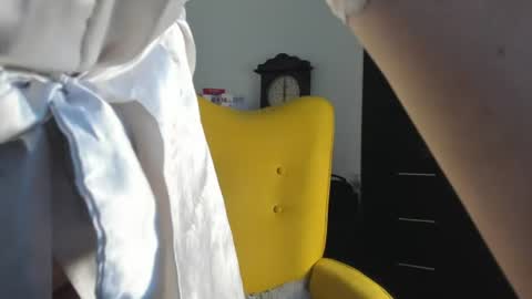 Adriana online show from July 16, 2026, 1:33 am