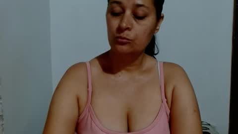 Adriana milf online show from November 14, 2025, 4:44 am