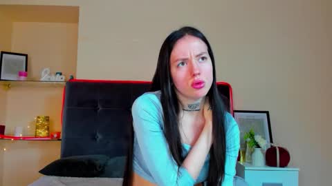 Adriana online show from March 20, 2026, 1:49 pm