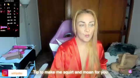 Adriana Paredes  online show from June 11, 2026, 11:41 am