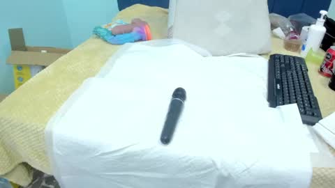 adriana online show from April 24, 2026, 2:58 am