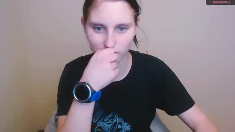 Adriana online show from February 3, 2025, 8:24 am