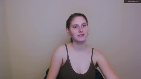 Adriana online show from February 5, 2025, 10:51 am