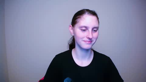 Adriana online show from February 25, 2025, 7:31 am