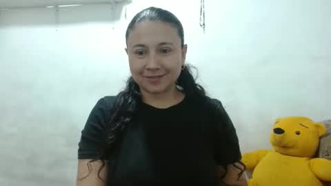 Snapshot of adrianatellez chatting on September 23, 2025, 1:14 pm Adriana Tellez online show from September 23, 2025, 1:14 pm