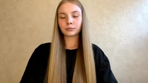 Snapshot of adriannemuldowney chatting on August 1, 2026, 3:55 pm Caroline online show from August 1, 2026, 3:55 pm