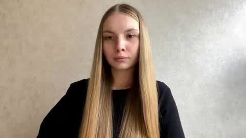 Snapshot of adriannemuldowney chatting on August 2, 2026, 2:15 pm Caroline online show from August 2, 2026, 2:15 pm