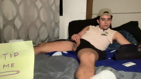 adriannn222 online show from June 26, 2026, 8:41 am