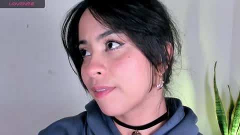 adrianny online show from June 4, 2026, 8:20 am