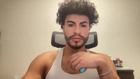 adriano guapo online show from November 28, 2025, 11:51 pm