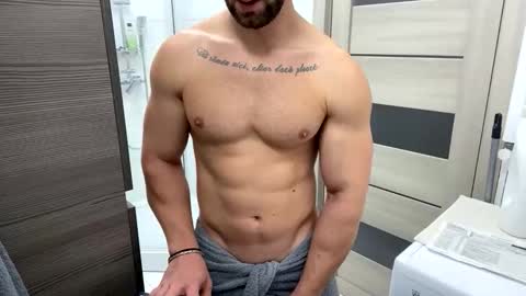 Snapshot of advp69 chatting on September 19, 2025, 7:43 am Mrrfitt online show from September 19, 2025, 7:43 am