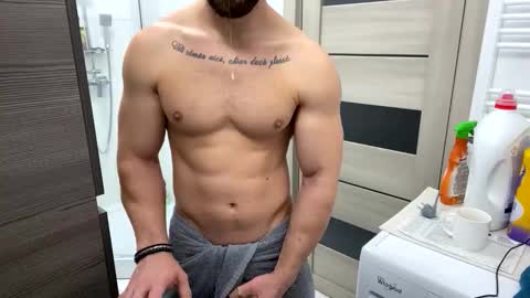 Snapshot of advp69 chatting on October 28, 2025, 6:06 am Mrrfitt online show from October 28, 2025, 6:06 am