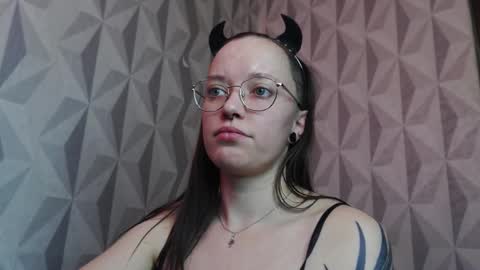 Snapshot of aelita_night chatting on September 29, 2025, 7:51 pm aelita_night online show from September 29, 2025, 7:51 pm