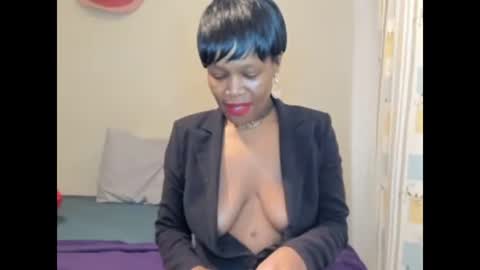 AfricanSquirtQueen online show from February 22, 2026, 5:30 am