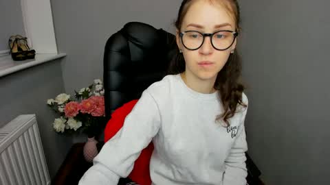 Afina online show from December 5, 2024, 2:00 pm