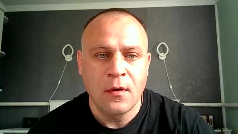 Sasha online show from April 24, 2026, 6:05 am