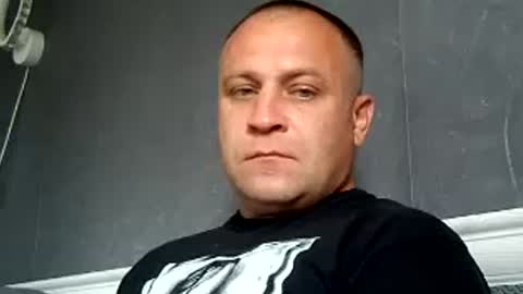 Sasha online show from June 17, 2026, 6:27 am