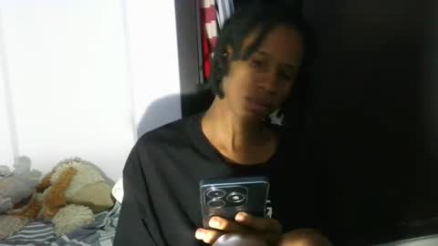 Snapshot of africadeluxe chatting on January 12, 2025, 11:50 am Africa online show from January 12, 2025, 11:50 am