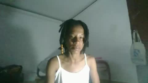 Snapshot of africadeluxe chatting on March 2, 2025, 11:29 am Africa online show from March 2, 2025, 11:29 am