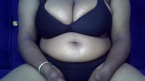 Snapshot of african_adasa02 chatting on November 16, 2025, 10:10 am african_adasa02 online show from November 16, 2025, 10:10 am